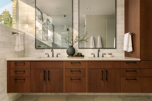 915 Columbus ST, Austin, TX 78704