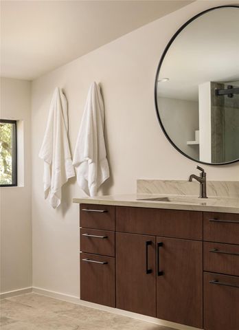 915 Columbus ST, Austin, TX 78704