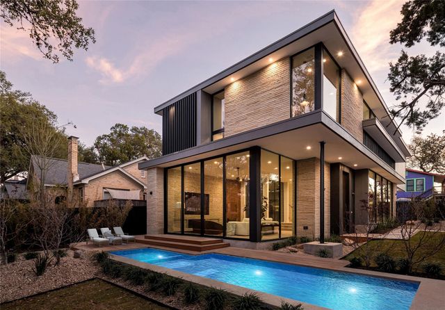 915 Columbus ST, Austin, TX 78704