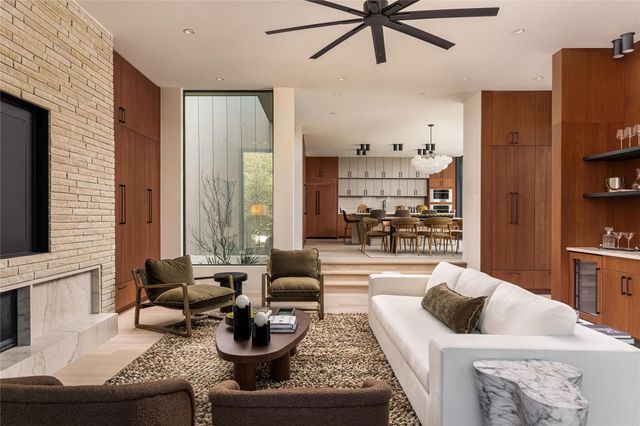 915 Columbus ST, Austin, TX 78704