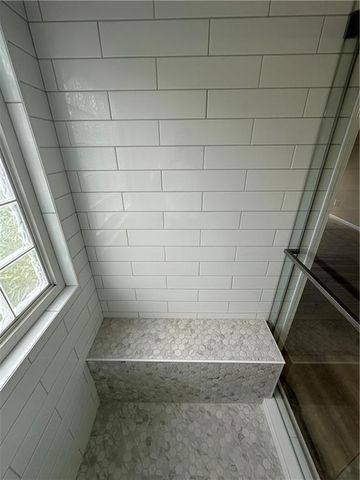 2405 SW Stone Bridge Circle, Lee's Summit, MO 64082