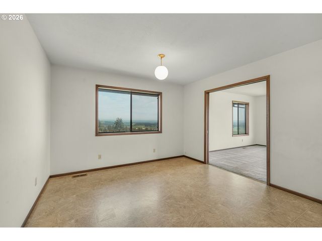31077 Sw LAURELVIEW Rd, Hillsboro, OR 97123