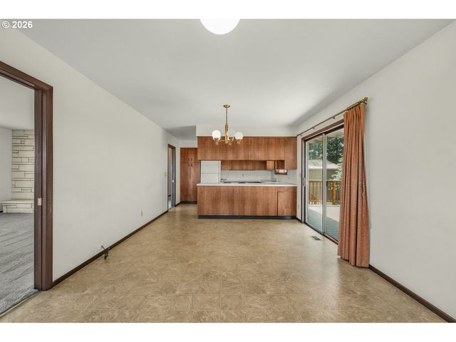 31077 Sw LAURELVIEW Rd, Hillsboro, OR 97123