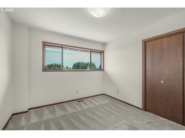 31077 Sw LAURELVIEW Rd, Hillsboro, OR 97123