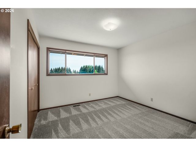 31077 Sw LAURELVIEW Rd, Hillsboro, OR 97123