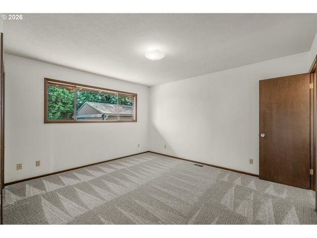 31077 Sw LAURELVIEW Rd, Hillsboro, OR 97123