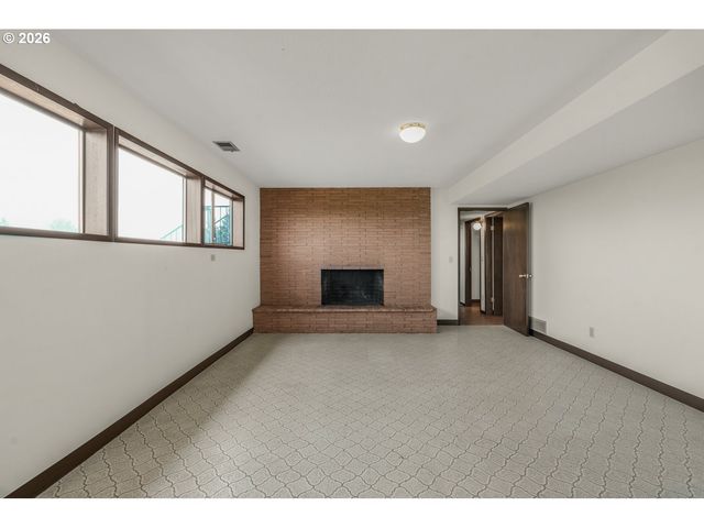 31077 Sw LAURELVIEW Rd, Hillsboro, OR 97123