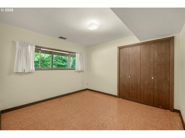31077 Sw LAURELVIEW Rd, Hillsboro, OR 97123