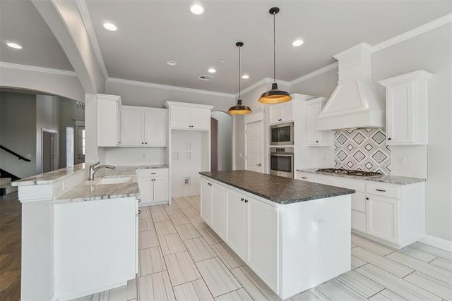 5709 Asheville Way, Choctaw, OK 73020