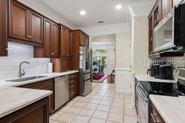 26 Cat Brier Ln, Hilton Head Island, SC 29926
