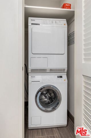 877 Francisco Street 707, Los Angeles, CA 90017