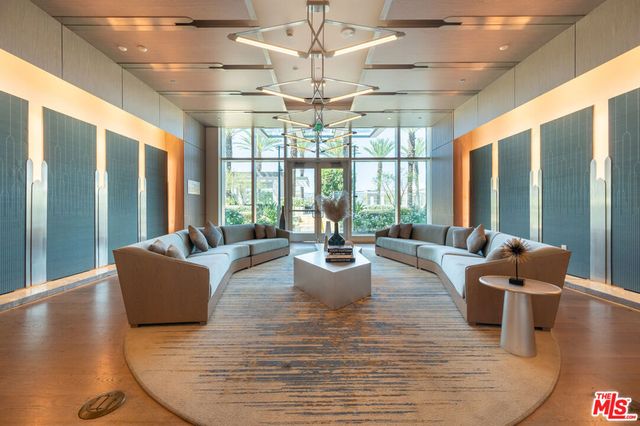 877 Francisco Street 707, Los Angeles, CA 90017