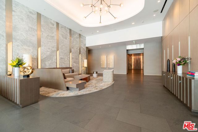 877 Francisco Street 707, Los Angeles, CA 90017