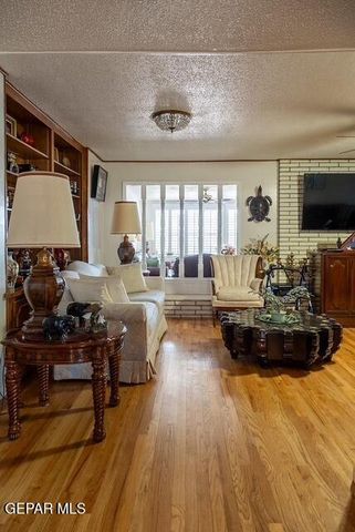 8924 EL DORADO Drive, El Paso, TX 79925
