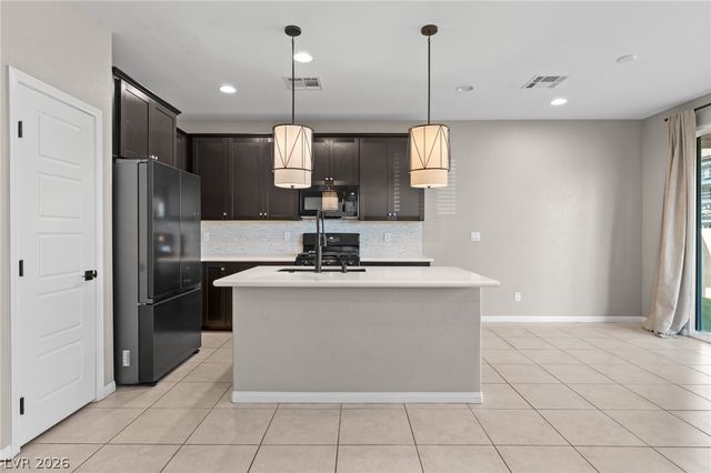 1945 Rini Ridge Avenue, North Las Vegas, NV 89031