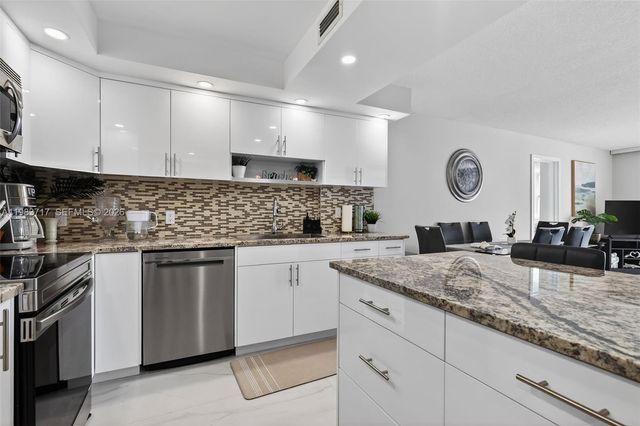 1410 S Ocean Drive 601, Hollywood, FL 33019