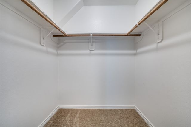 3504 Robin Road, Ennis, TX 75119