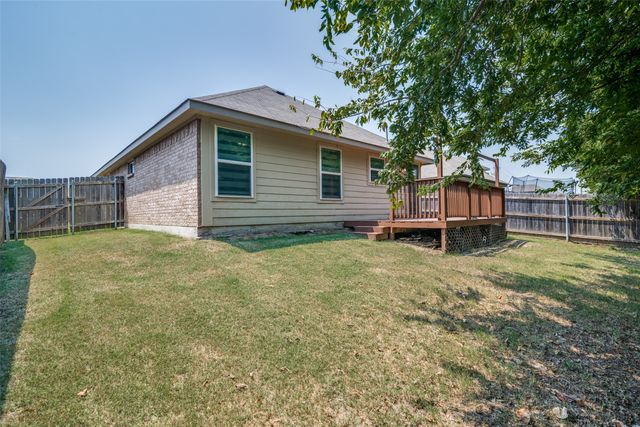 3504 Robin Road, Ennis, TX 75119