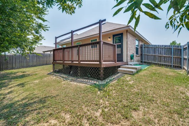 3504 Robin Road, Ennis, TX 75119