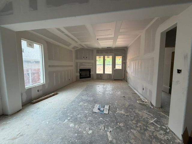 509 Waterford Park Boulevard, Weatherford, TX 76087