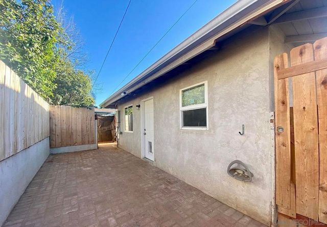 222 224 W 8th Ave, Escondido, CA 92025