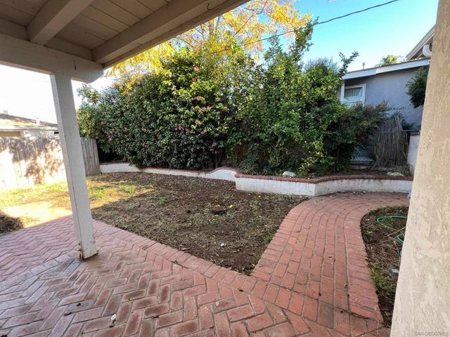 222 224 W 8th Ave, Escondido, CA 92025