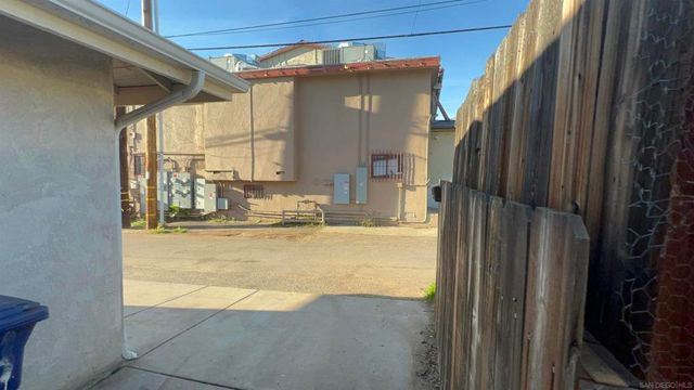 222 224 W 8th Ave, Escondido, CA 92025