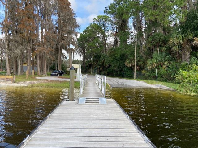 9260 LAKE DRIVE, New Port Richey, FL 34654