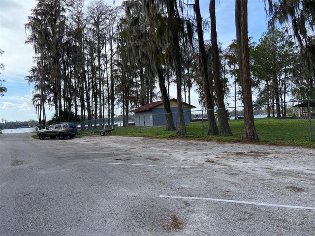 9260 LAKE DRIVE, New Port Richey, FL 34654