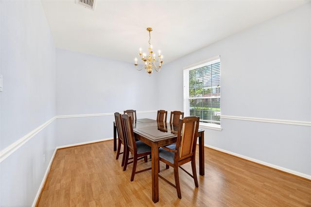 5718 Henniker Drive, Houston, TX 77041