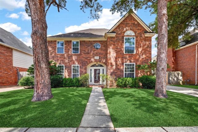 5718 Henniker Drive, Houston, TX 77041