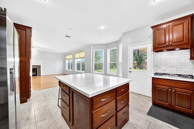 5718 Henniker Drive, Houston, TX 77041