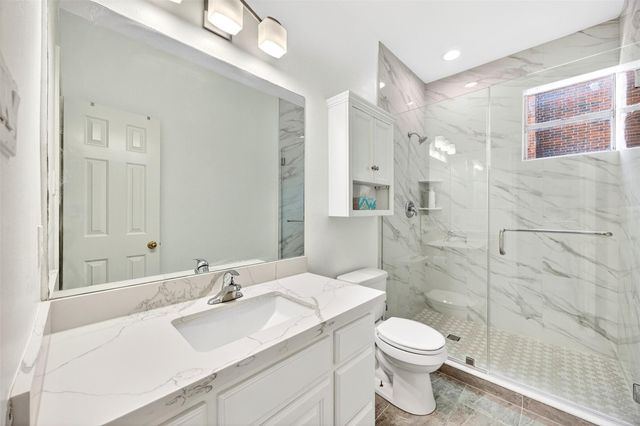 5718 Henniker Drive, Houston, TX 77041