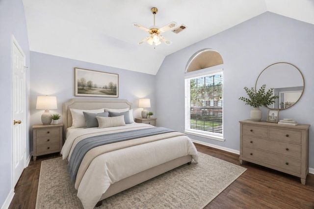 5718 Henniker Drive, Houston, TX 77041