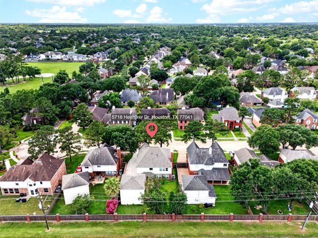 5718 Henniker Drive, Houston, TX 77041