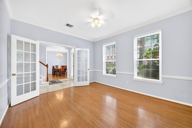 5718 Henniker Drive, Houston, TX 77041