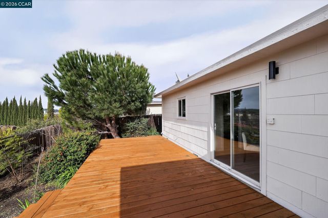 1838 Overhill Rd, Concord, CA 94520