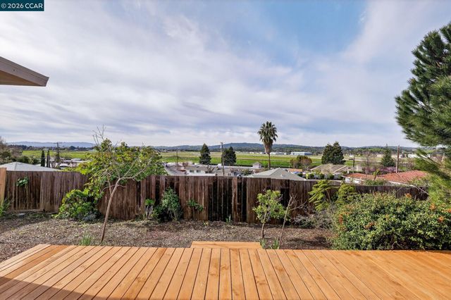 1838 Overhill Rd, Concord, CA 94520