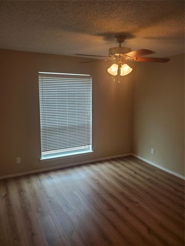 5532 Boca Raton Boulevard 290, Fort Worth, TX 76112