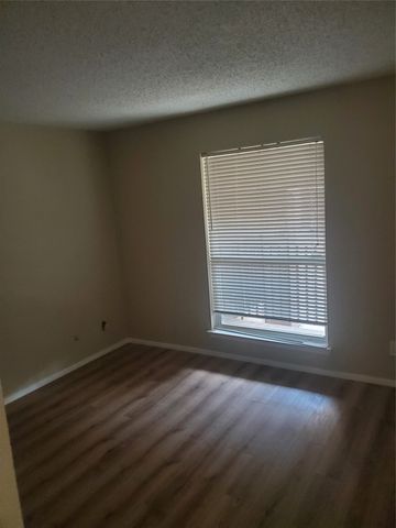 5532 Boca Raton Boulevard 290, Fort Worth, TX 76112
