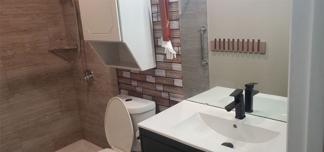 5532 Boca Raton Boulevard 290, Fort Worth, TX 76112