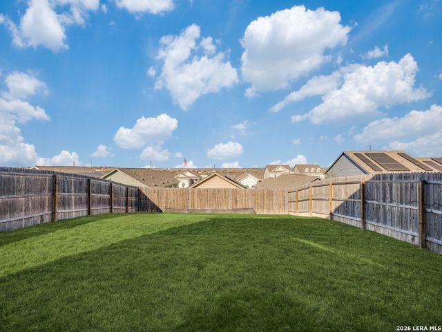 9011 McCoy, Converse, TX 78109