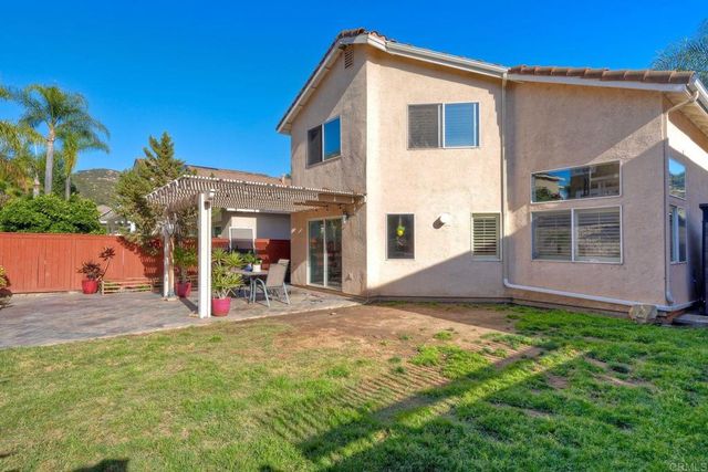 8834 Tobira Drive, Escondido, CA 92026