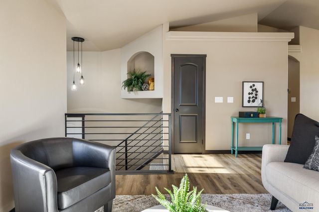 14488 BRAYLEE JO RD, Piedmont, SD 57769