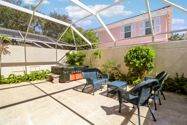 77 Laurel Oaks Circle, Tequesta, FL 33469