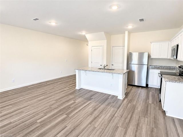 411 Dandelion Court, Mebane, NC 27302