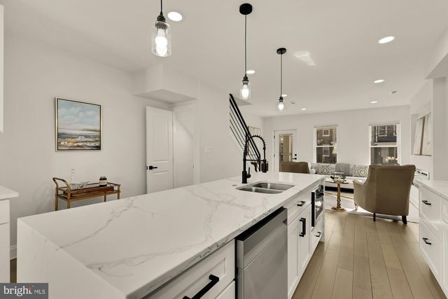 1120 OWEN PL NE, Washington, DC 20002