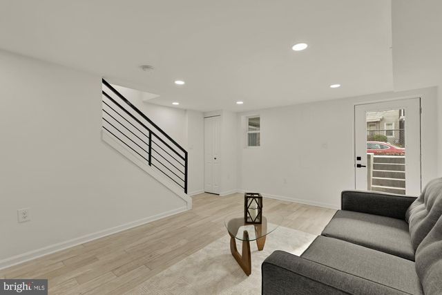 1120 OWEN PL NE, Washington, DC 20002