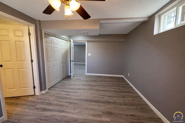 4330 SE 25th ST, Topeka, KS 66605