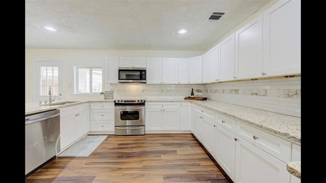 3610 Stoney Oak Drive, Houston, TX 77068